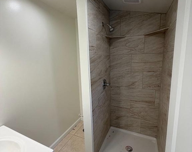 1204 N Bailey Road - Photo Thumbnail 11