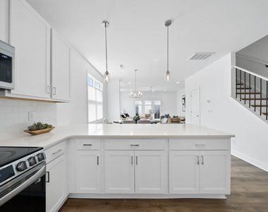 5611 Johnson Woods - Photo Thumbnail 5