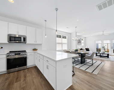5611 Johnson Woods - Photo Thumbnail 2