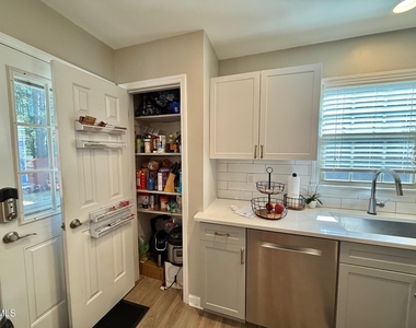 5205 Cottage Bluff Lane - Photo Thumbnail 13