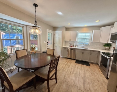 5205 Cottage Bluff Lane - Photo Thumbnail 12