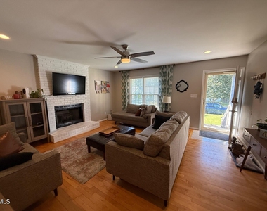 5205 Cottage Bluff Lane - Photo Thumbnail 18