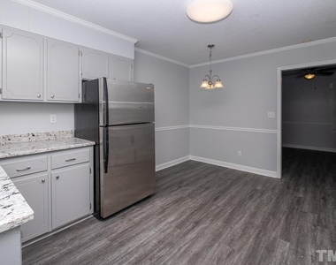 20 Pine Drive - Photo Thumbnail 3