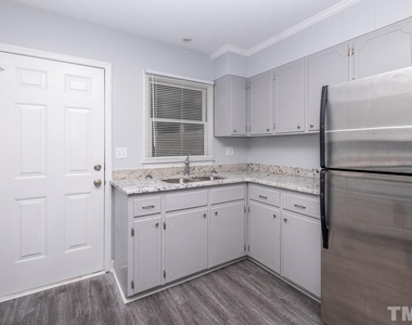 20 Pine Drive - Photo Thumbnail 5