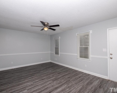 20 Pine Drive - Photo Thumbnail 2
