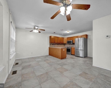 8006 Spruce Mill Dr - Photo Thumbnail 3
