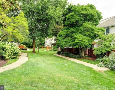 8006 Spruce Mill Dr - Photo Thumbnail 31