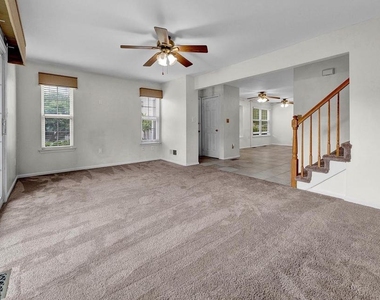 8006 Spruce Mill Dr - Photo Thumbnail 9