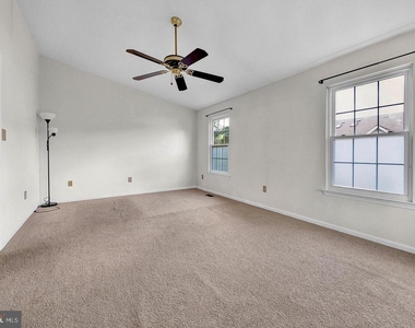 8006 Spruce Mill Dr - Photo Thumbnail 13