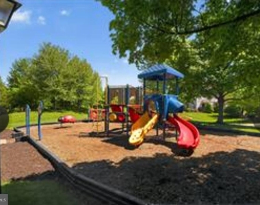8006 Spruce Mill Dr - Photo Thumbnail 36