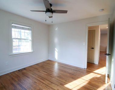 2406 Boswell Road - Photo Thumbnail 19
