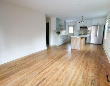 2406 Boswell Road - Photo Thumbnail 9