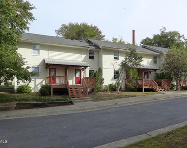 515 S Merritt Mill Road - Photo Thumbnail 11