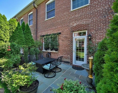 6 Watson Mill Lane - Photo Thumbnail 18
