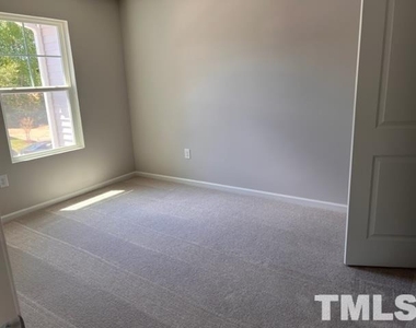 404 Hazy Hls Lane - Photo Thumbnail 10