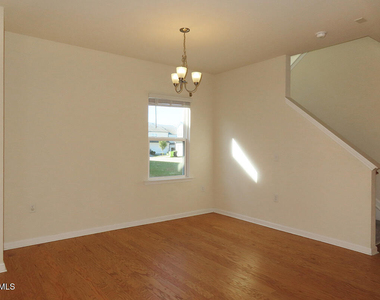 37 Rambler Lane - Photo Thumbnail 6