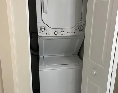 2905 Atkinson Place - Photo Thumbnail 13