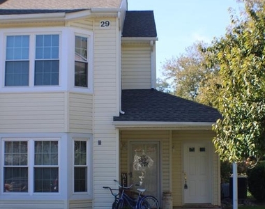 2905 Atkinson Place - Photo Thumbnail 2