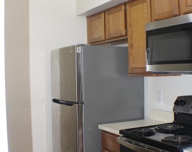 2905 Atkinson Place - Photo Thumbnail 19