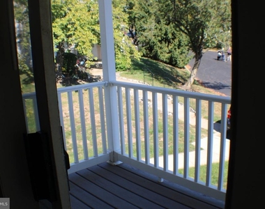 2905 Atkinson Place - Photo Thumbnail 16