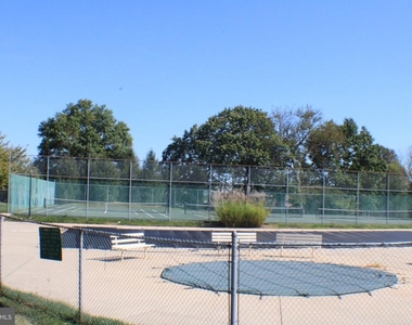 2905 Atkinson Place - Photo Thumbnail 3
