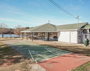 104 Buffalo Drive - Photo Thumbnail 33