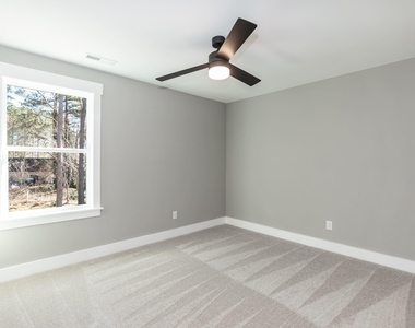 104 Buffalo Drive - Photo Thumbnail 21