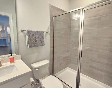 672 Emerald Bay Circle - Photo Thumbnail 20