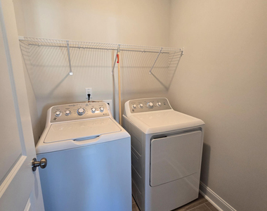 672 Emerald Bay Circle - Photo Thumbnail 50