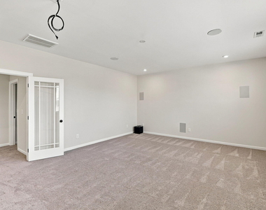 58 Comfort Court - Photo Thumbnail 32