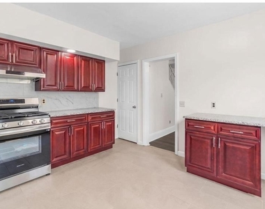 1427 Hamilton Avenue - Photo Thumbnail 8