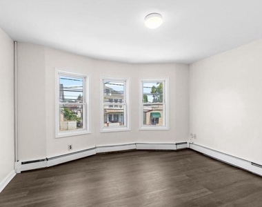 1427 Hamilton Avenue - Photo Thumbnail 13