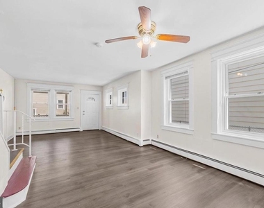 1427 Hamilton Avenue - Photo Thumbnail 6