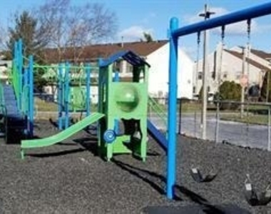 20 Gilpin Court - Photo Thumbnail 3