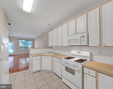 252 Brinley Drive - Photo Thumbnail 19