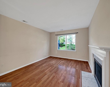 252 Brinley Drive - Photo Thumbnail 10