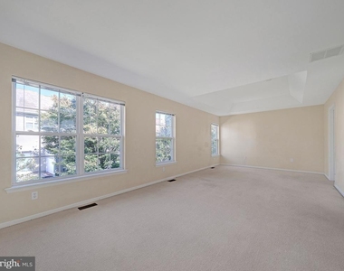252 Brinley Drive - Photo Thumbnail 22