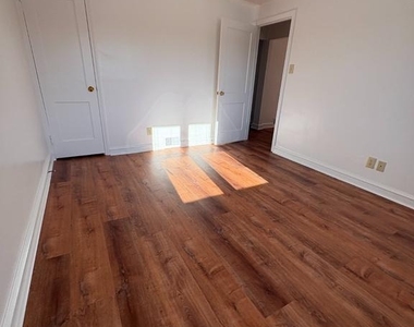 71 S Evergreen Avenue - Photo Thumbnail 6
