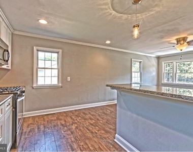 308 Florence Boulevard - Photo Thumbnail 10