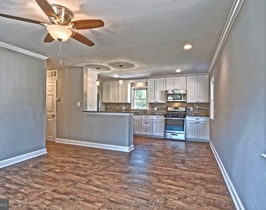 308 Florence Boulevard - Photo Thumbnail 5