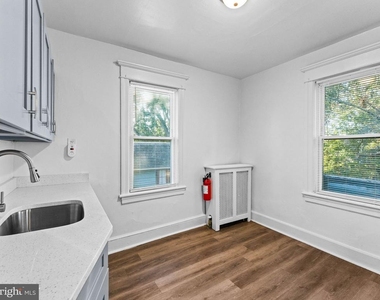 41 W Clinton Avenue - Photo Thumbnail 6