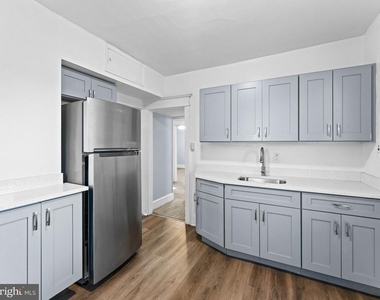 41 W Clinton Avenue - Photo Thumbnail 8