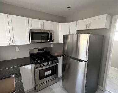 27 Washington Avenue - Photo Thumbnail 4