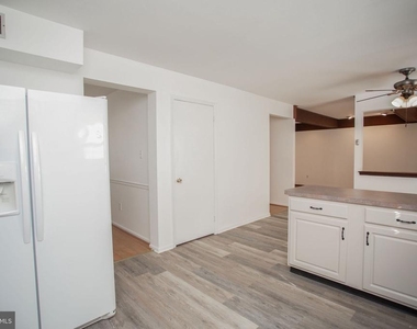 9 N Green Acre Drive - Photo Thumbnail 18