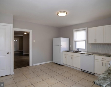 207 Somerset Street - Photo Thumbnail 15