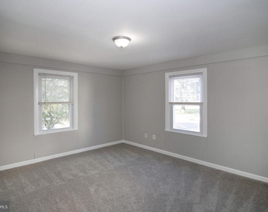 207 Somerset Street - Photo Thumbnail 32
