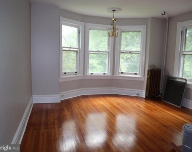 208 Linden Avenue - Photo Thumbnail 6