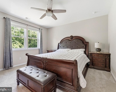 33 Sullivan Way - Photo Thumbnail 21