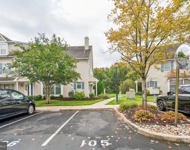 105 Oswego Court - Photo Thumbnail 31