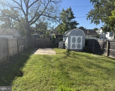 408 Buttonwood Street - Photo Thumbnail 11